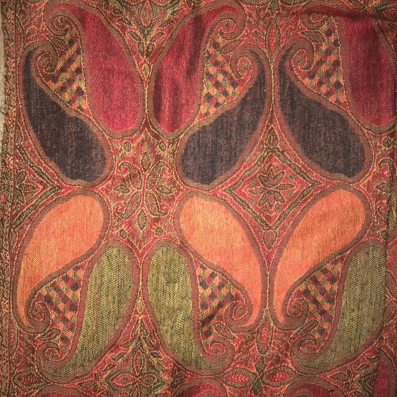 Orange patterned scarf - Picture 3 of 3